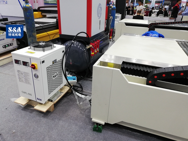 ����������������Դ����﮵�ؼӹ���ҵ����ˮ��Ϊ�䱣�ݻ���